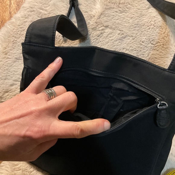 Hobo International Black Crossbody Shoulder Bag Travel Nylon - Picture 10 of 10